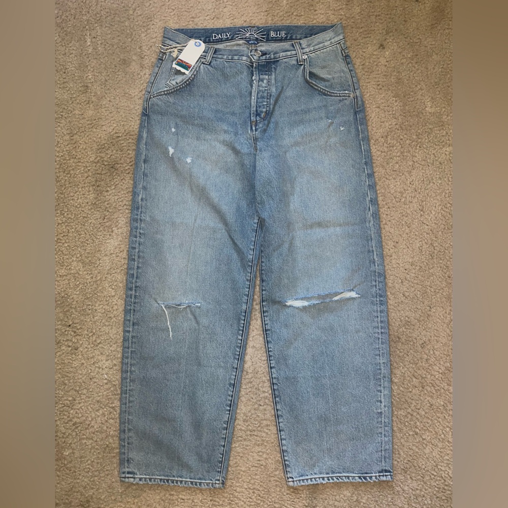 Daily Blue Women Mantra Wide Barrel leg jeans size 31in made in USA
